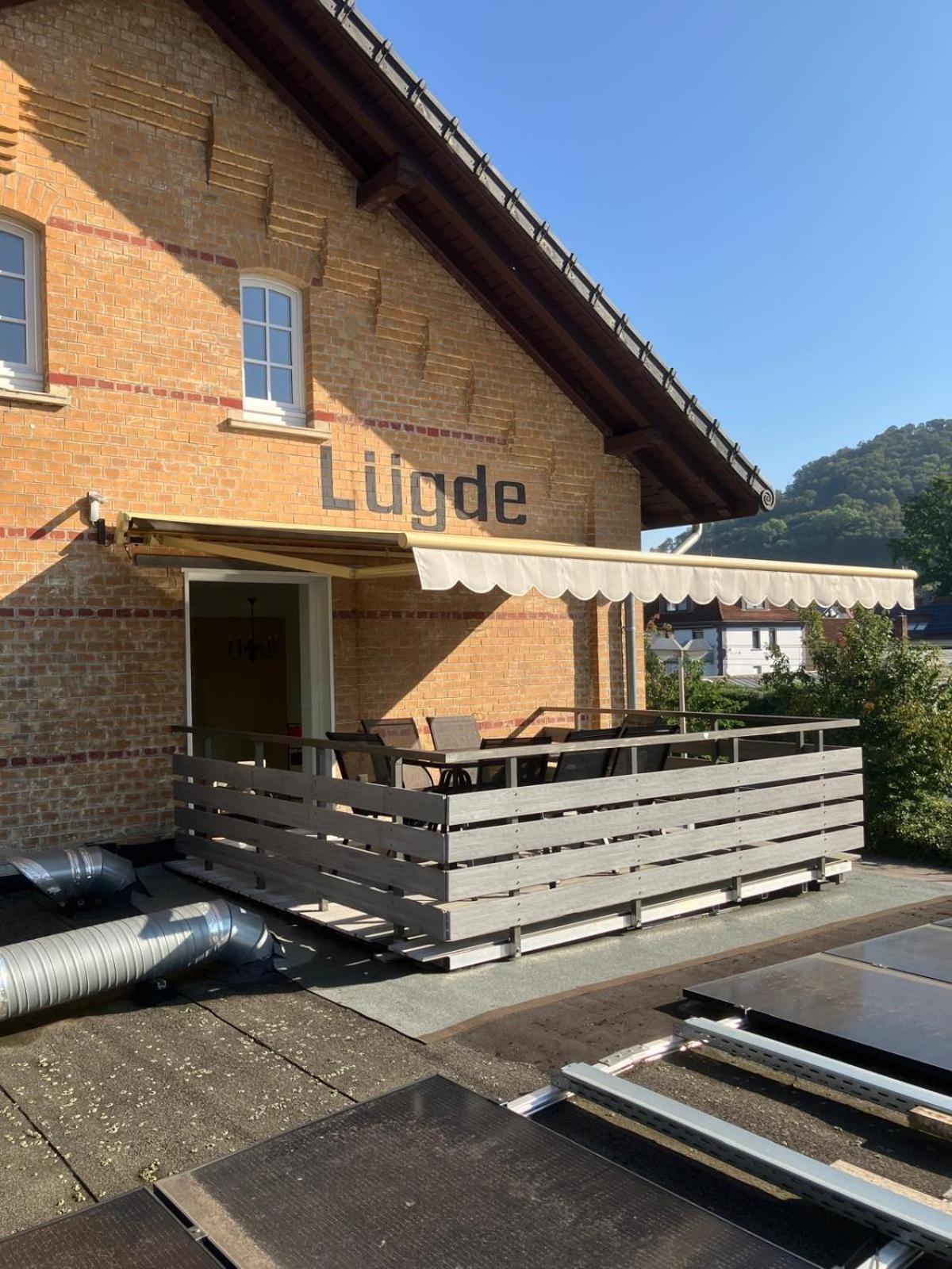 Ferienwohnung Im Bahnhof Luegde Lügde Exterior foto